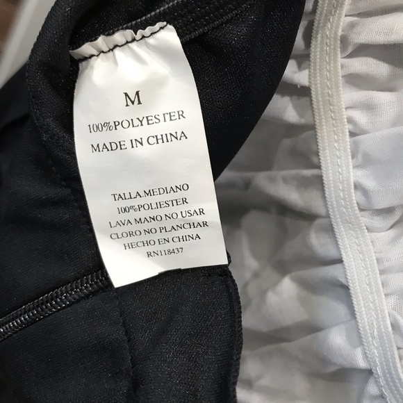 Chaps Size (6) Women’s shorts, Navy blue/white - Picture 4 of 7